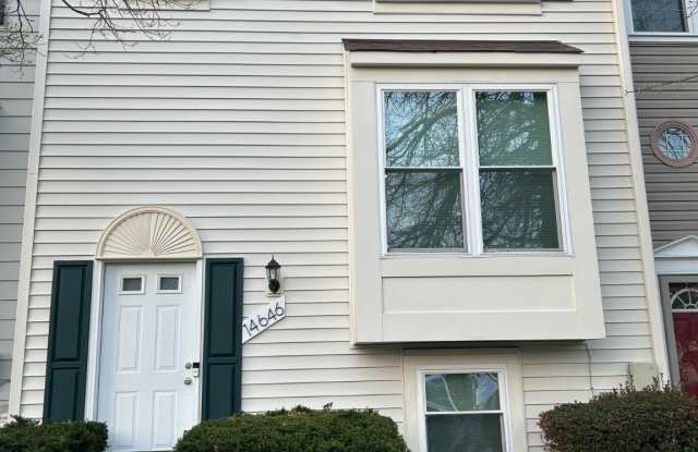 14646 LONDON Lane photos photos