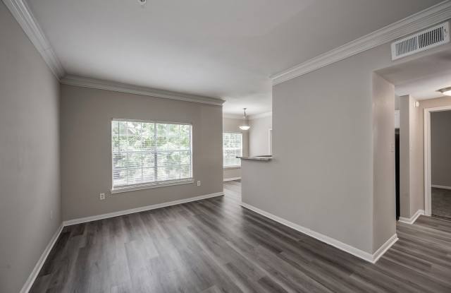 The Vinings Apartments Gallery 2