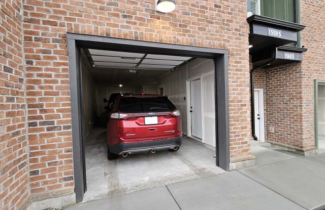 1559 S 150 W Gallery 4