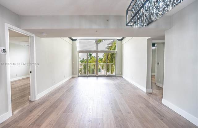 1450 SE 3rd Ave photos photos