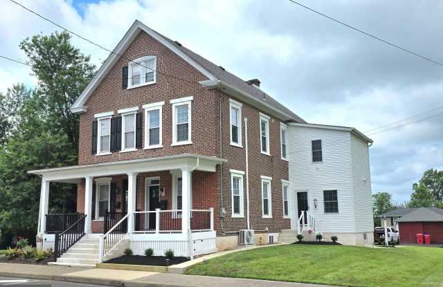 9 E RELIANCE ROAD photos photos