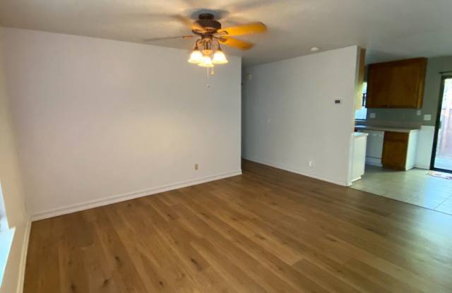 423 7th St West Gallery 2