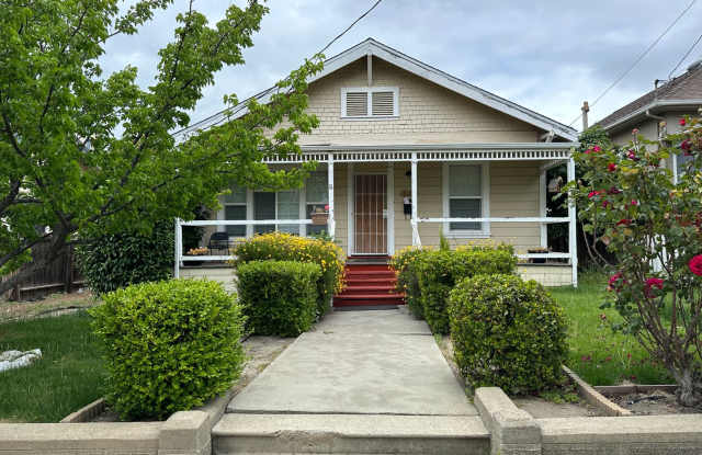 Single Story 3 Bedroom 2 Bath Home near Downtown Antioch photos photos