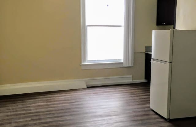 742 Market St #5 - 742 Market St, San Diego, CA 92101