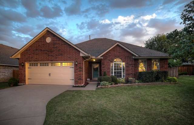 1800 Fawn Valley Ln photos photos