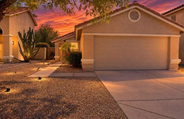 1225 E ANGELA Drive Gallery 2