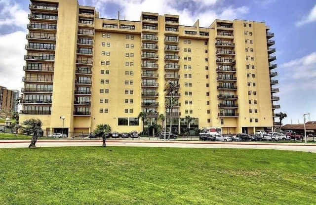 1400 Ocean Drive photos photos