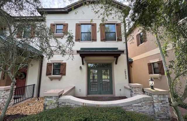 Newly renovated 4 Bedroom 3 1/2 Bathroom Town Home in Windermere photos photos