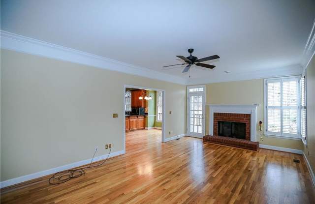 3115 Oak Hampton Way Gallery 3