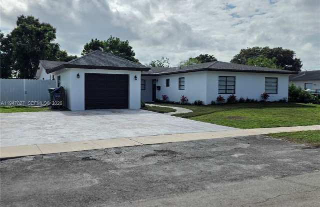 4360 NW 13th ct photos photos