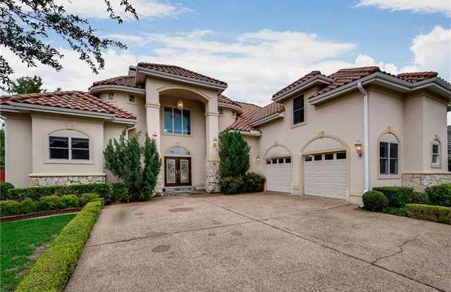1220 Travis Circle S Gallery 2