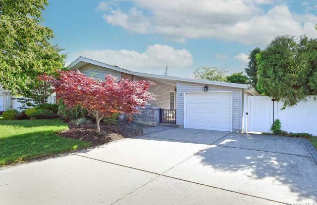 18 Shelter Hill Road photos photos