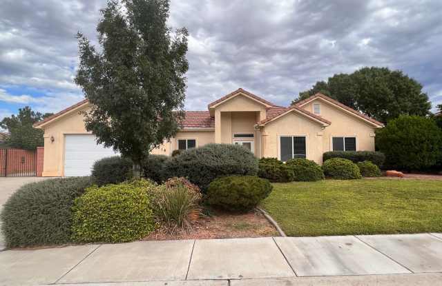 Sky Ridge Pearl Gallery 1