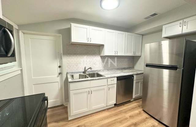 161 Stonewall Place - A Gallery 1
