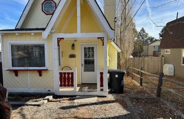 2 Bed in Sugarloaf Gallery 1
