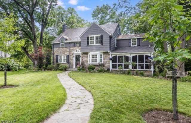 14 South Cres Gallery 2