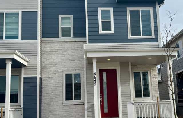 New Build Home for Rent Near Denver International Airport photos photos