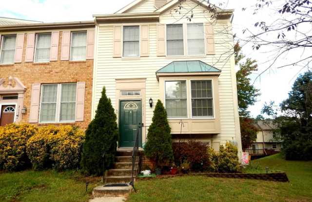 2115 COMMODORE CT Gallery 3