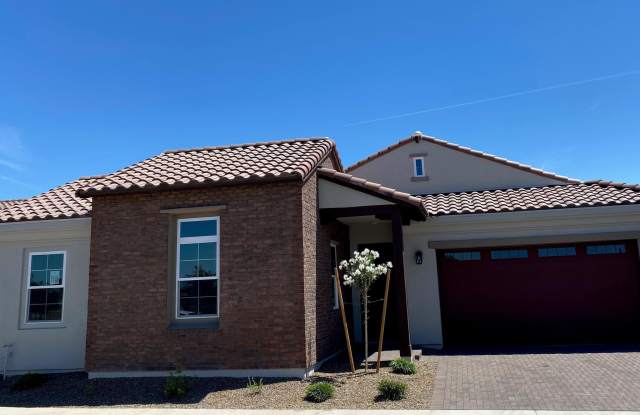 4061 E Augusta Avenue photos photos