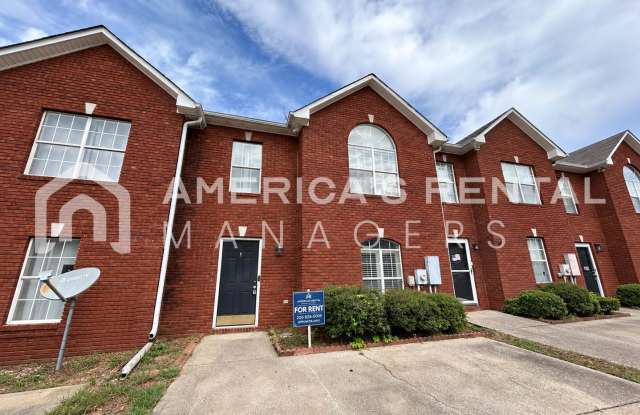 Town home for Rent in Helena, AL! Gallery 1