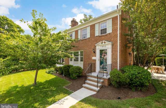 1802 AUGUST DRIVE photos photos