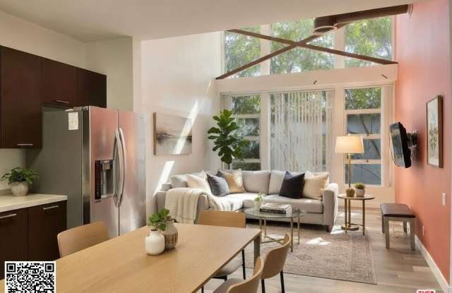 1188 W 36th Pl unit: 5 photos photos