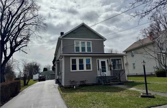 211 Roe Avenue photos photos