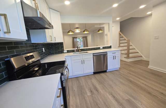 8760 STONERIDGE Drive Gallery 2