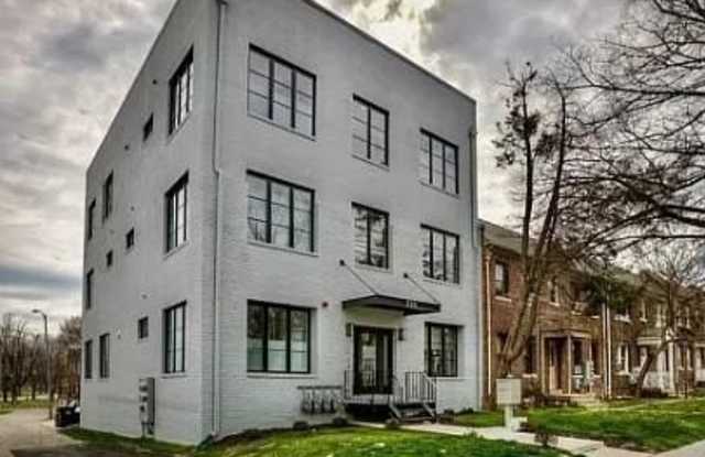 225 20TH Street NE Gallery 2