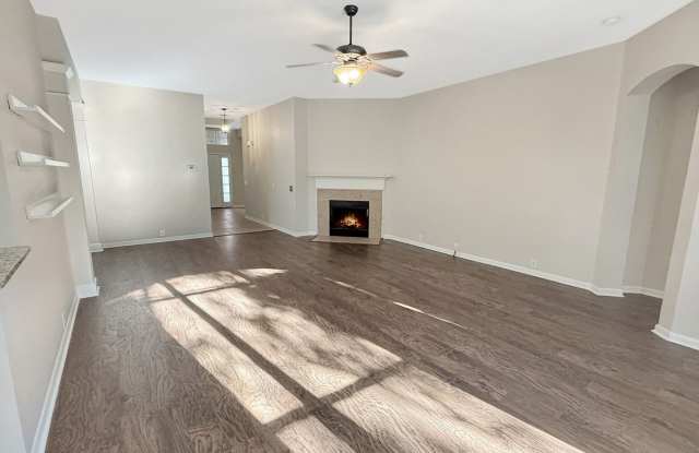 1803 Lookout Forest Gallery 3