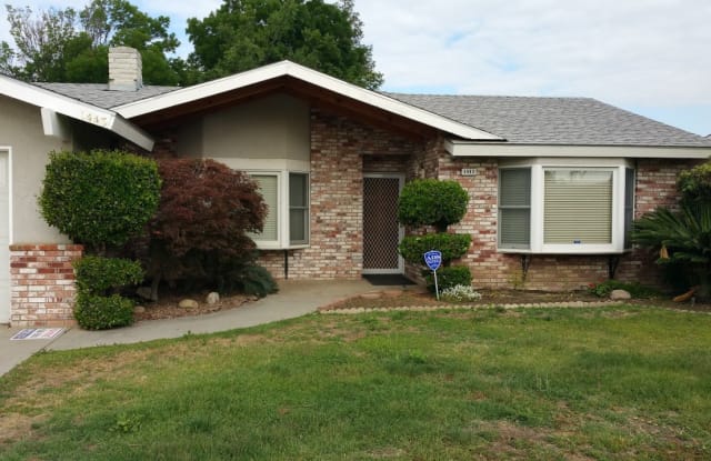 1443 S. Hope Ave. - 1443 South Hope Avenue, Reedley, CA 93654