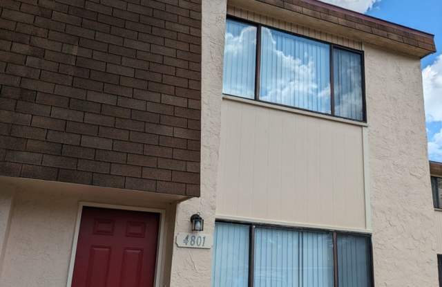 3BR/2.5BA Townhouse minutes to anywhere.... photos photos