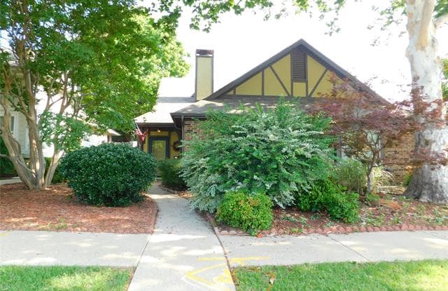 133 E Windsor Drive - 133 E Windsor Dr, Denton, TX 76209