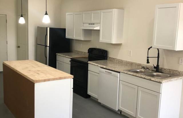 Charming 2BR Duplex in Mineola photos photos