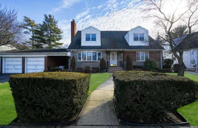 57 Hemlock Street photos photos