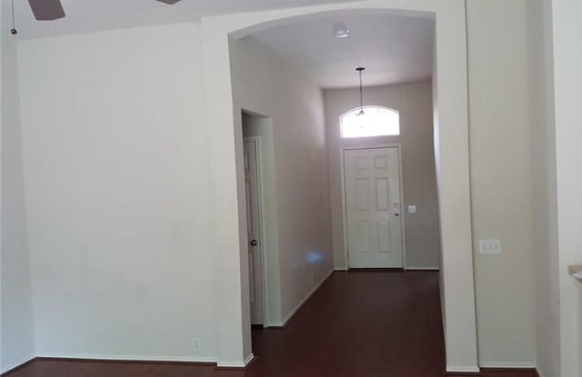 8617 Luzerne Drive Gallery 2
