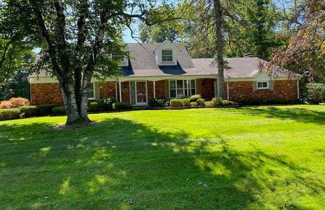 5659 KINGSMILL - 5659 Kingsmill Drive, Oakland County, MI 48301