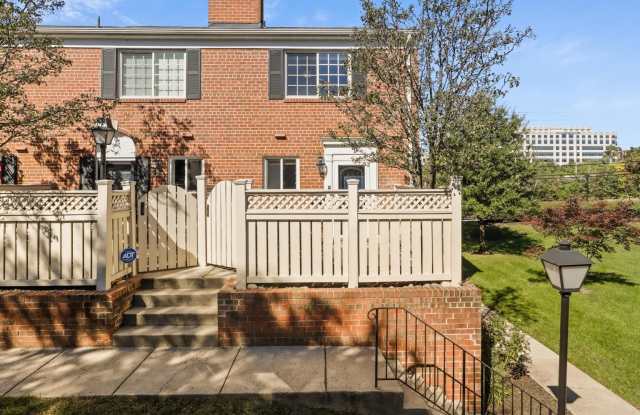 1627 N VAN DORN Street photos photos