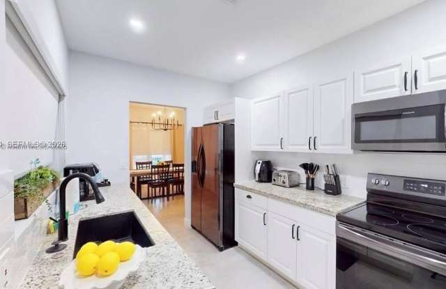 52 NW 47th Ter - 52 Northwest 47th Terrace, Miami, FL 33127