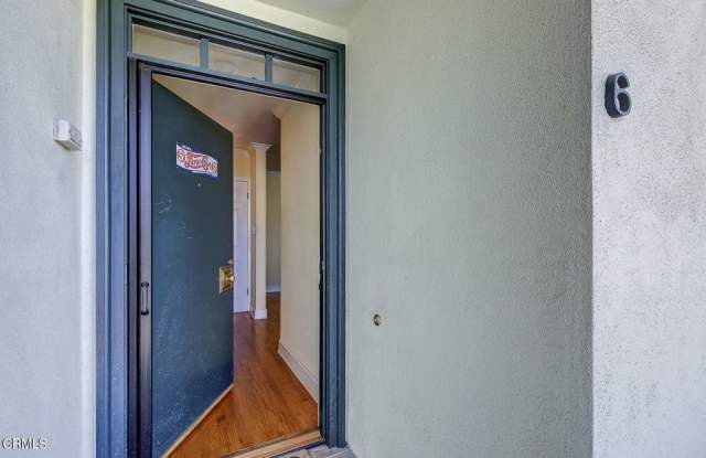 525 S Oakland Avenue Gallery 4