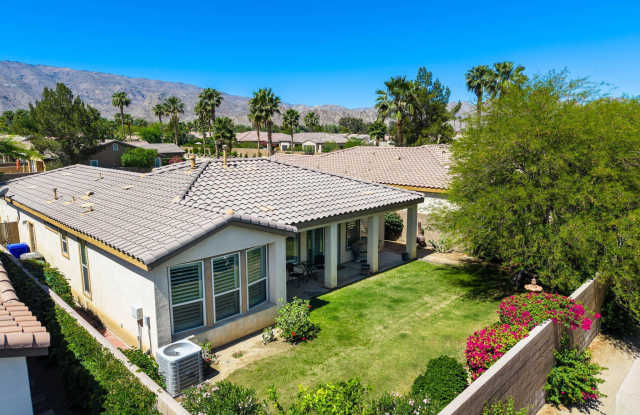60268 Sweetshade Lane Gallery 3