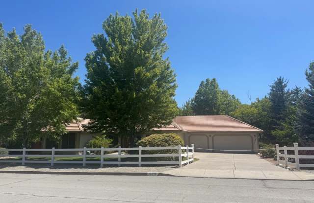 Spacious 3 Bed + Office | 3 Bath | 3-Car Garage | ½ Acre | Views + Mature Landscaping photos photos