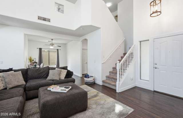 2033 N 107TH Drive Gallery 4