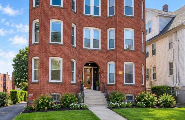 39 Pawtucket Street Gallery 1