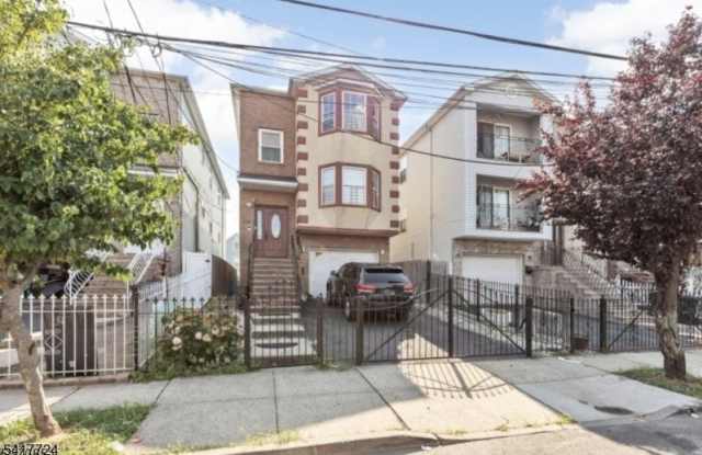 524 Broadway photos photos