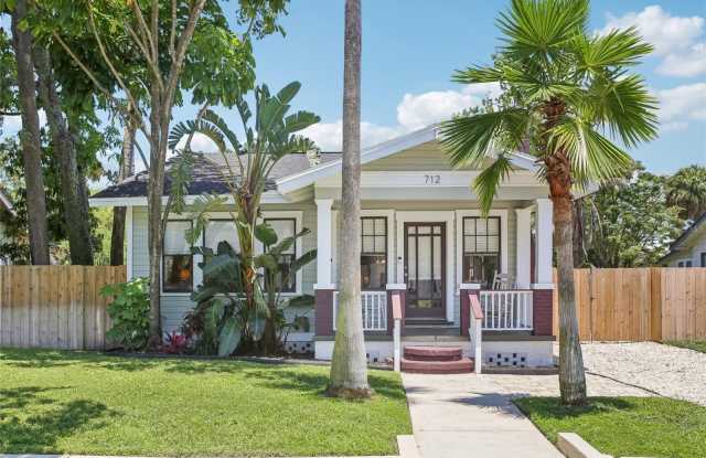 712 E CARACAS STREET STREET - 712 East Caracas Street, Tampa, FL 33603