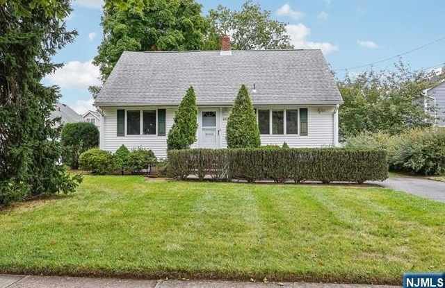 488 Berkshire Road photos photos