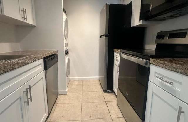 10206 Twin Lakes Dr photos photos