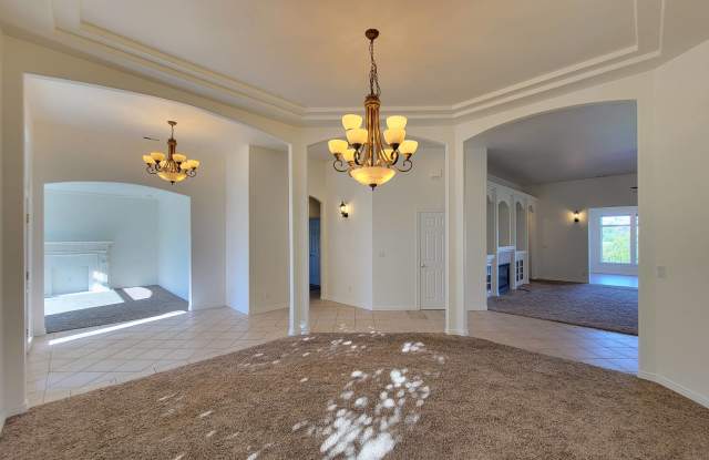 1200 West Canyon Lakes Drive Gallery 4