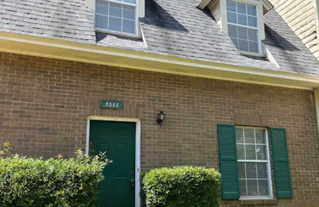 2 Bedroom / 2.5 Bath off N Monroe - photos photos